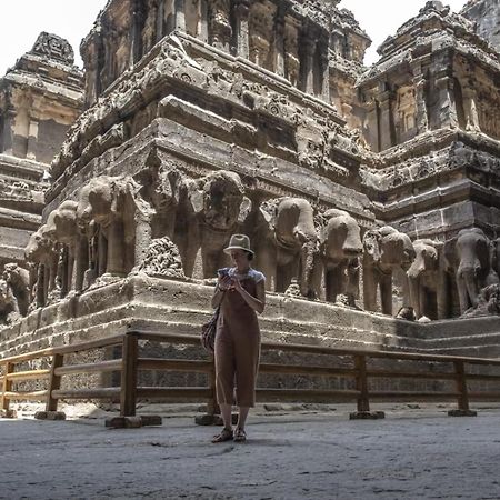 Ellora Guest House Buitenkant foto